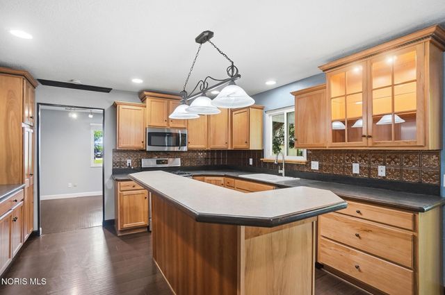 4430 Margrete Drive, Maumee, OH 43537