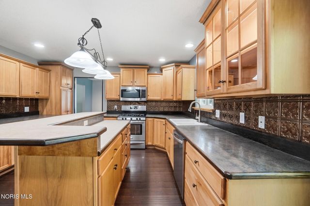 4430 Margrete Drive, Maumee, OH 43537