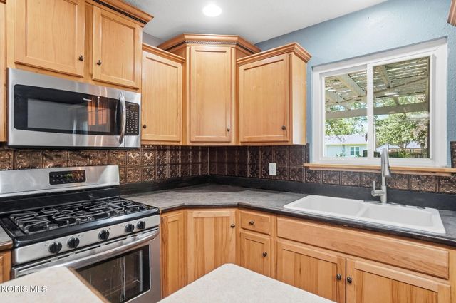 4430 Margrete Drive, Maumee, OH 43537
