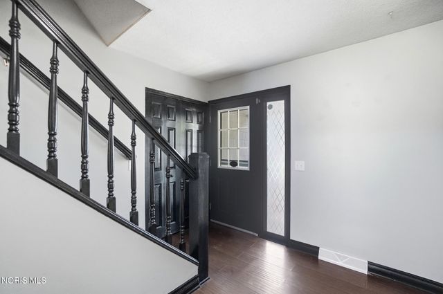4430 Margrete Drive, Maumee, OH 43537