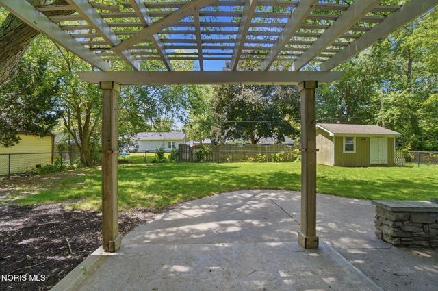4430 Margrete Drive, Maumee, OH 43537