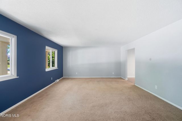 4430 Margrete Drive, Maumee, OH 43537
