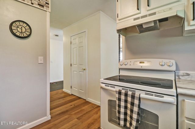 1019 Lincoln Rd, Jamestown, TN 38556