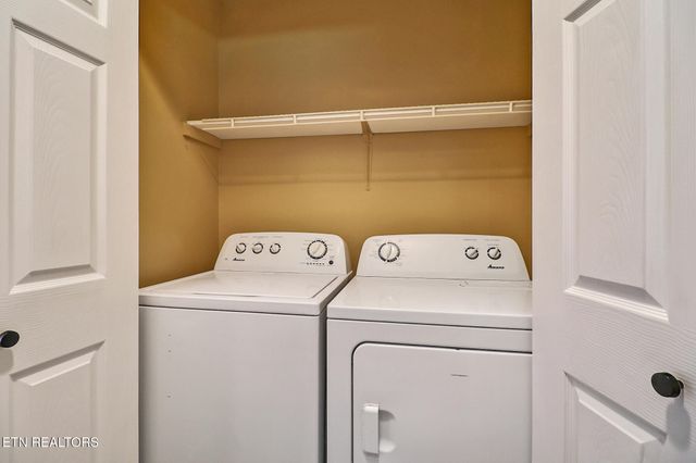 1019 Lincoln Rd, Jamestown, TN 38556