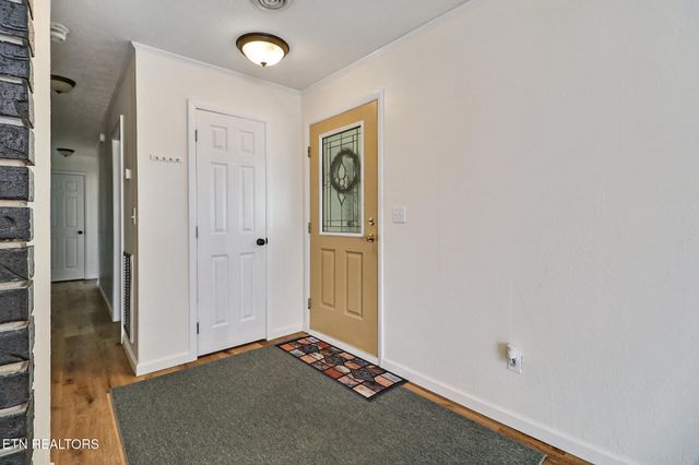 1019 Lincoln Rd, Jamestown, TN 38556