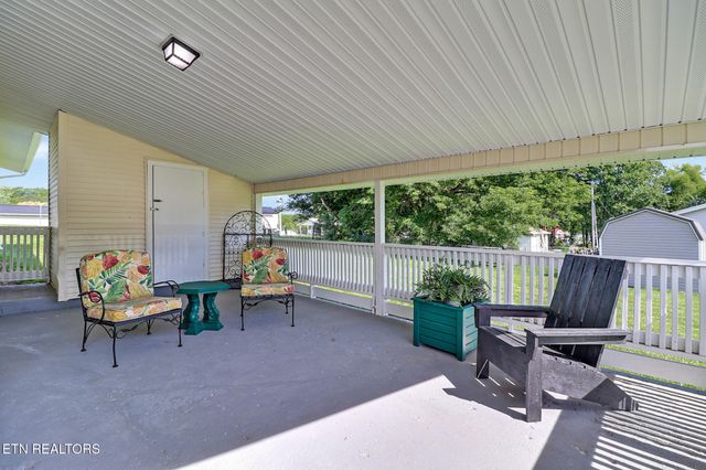 1019 Lincoln Rd, Jamestown, TN 38556