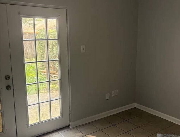 4928 Stumberg Ln, Baton Rouge, LA 70816