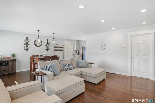 94 Sunset Drive, Derby, CT 06418