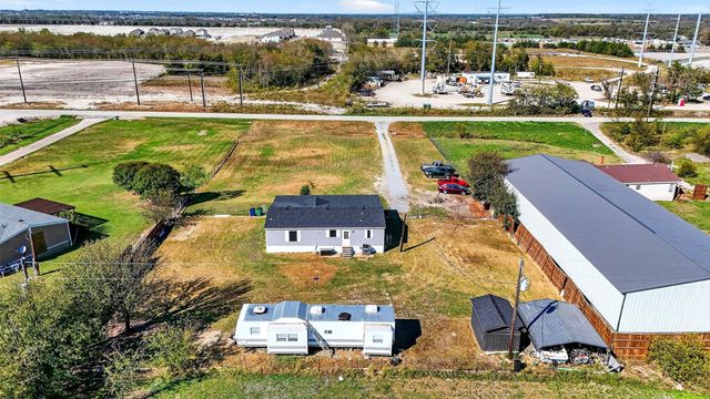 1918 E Foster Crossing Road, Anna, TX 75409