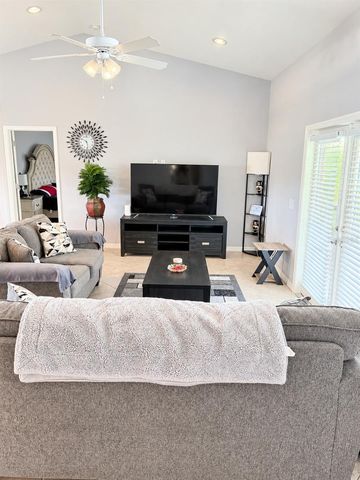 160 KISSENGEN PARK BOULEVARD, Bartow, FL 33830