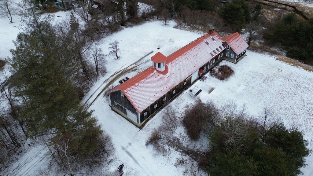 22 Stonewall Drive, Farmington, NH 03835