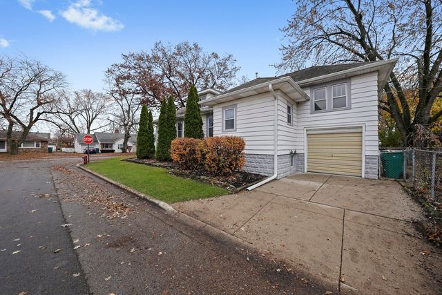 1412 Colorado Avenue, Joliet, IL 60435