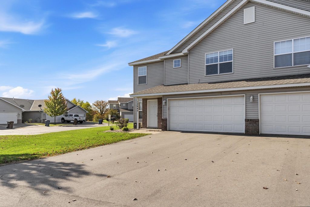 12640 Pond View Road, Zimmerman, MN 55398 — photo 2