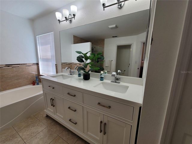 27640 BREAKERS DRIVE, Wesley Chapel, FL 33544