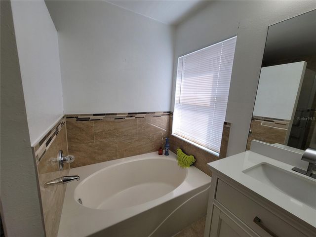 27640 BREAKERS DRIVE, Wesley Chapel, FL 33544