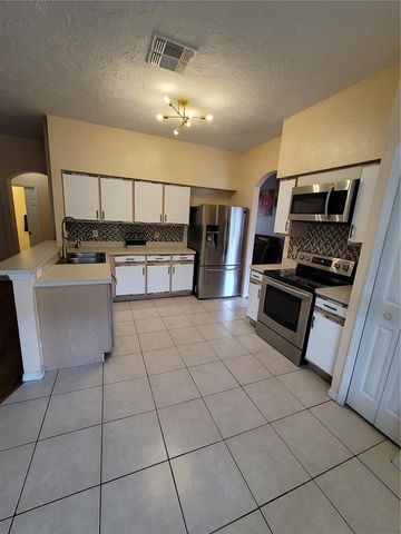 27640 BREAKERS DRIVE, Wesley Chapel, FL 33544