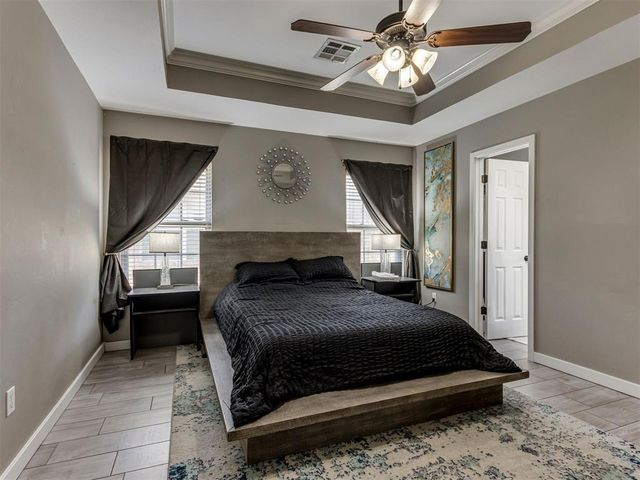 11705 SW 8th Street, Yukon, OK 73099