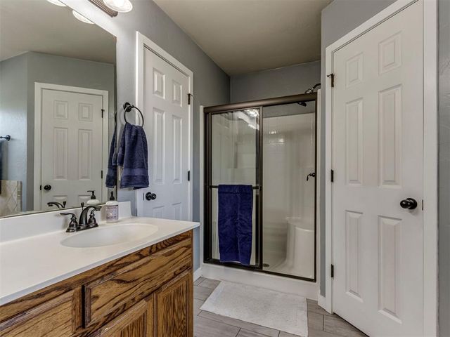 11705 SW 8th Street, Yukon, OK 73099