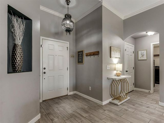 11705 SW 8th Street, Yukon, OK 73099