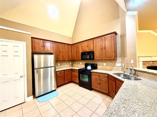 258 Vernon Drive, Fate, TX 75087