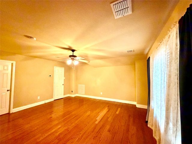 258 Vernon Drive, Fate, TX 75087