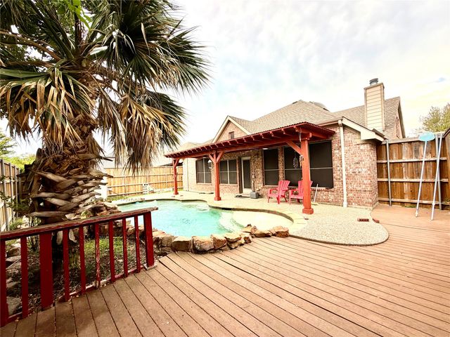 258 Vernon Drive, Fate, TX 75087