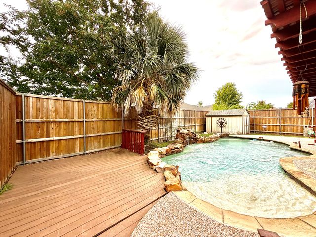 258 Vernon Drive, Fate, TX 75087