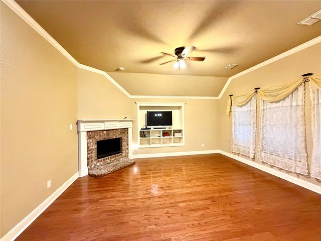 258 Vernon Drive, Fate, TX 75087