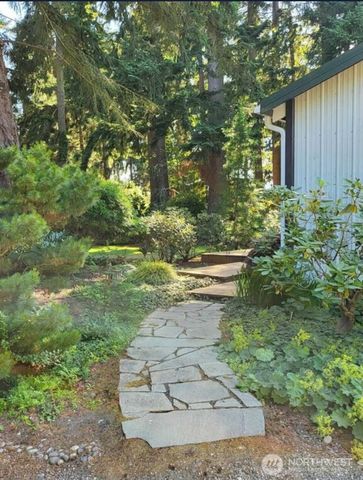 262 Misty Glen Lane, Sequim, WA 98382