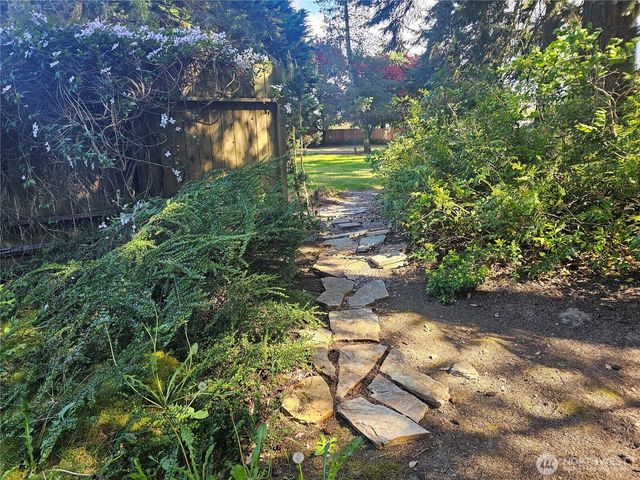 262 Misty Glen Lane, Sequim, WA 98382