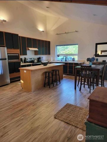 262 Misty Glen Lane, Sequim, WA 98382