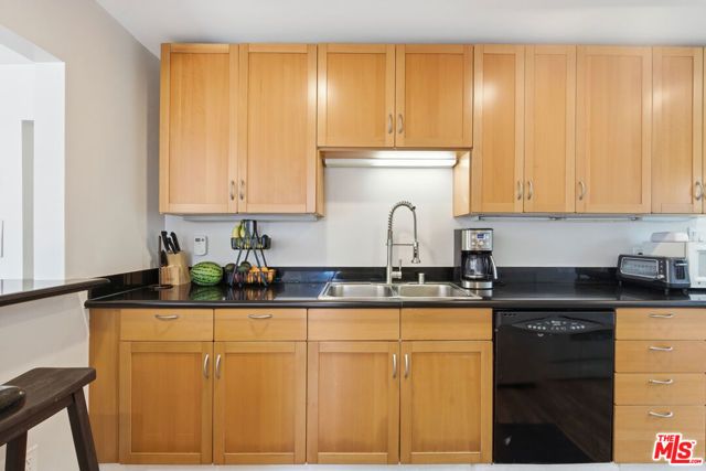2432 Wilson Avenue, Venice (los Angeles), CA 90291