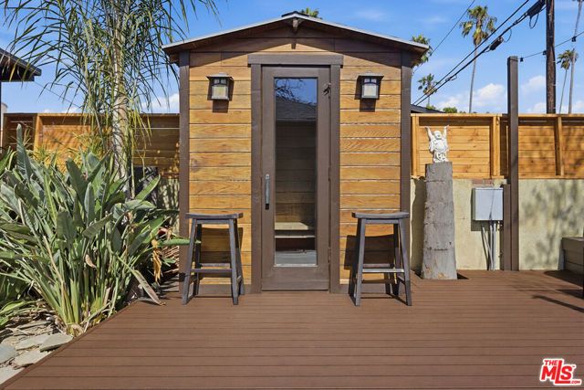 2432 Wilson Avenue, Venice (los Angeles), CA 90291