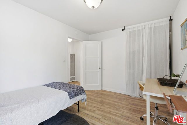 2432 Wilson Avenue, Venice (los Angeles), CA 90291