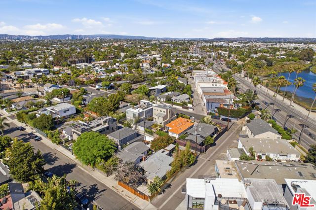 2432 Wilson Avenue, Venice (los Angeles), CA 90291