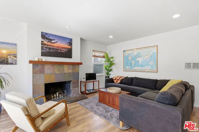 2432 Wilson Avenue, Venice (los Angeles), CA 90291