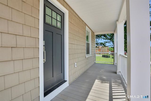 672 East Main Street, Middletown, CT 06457