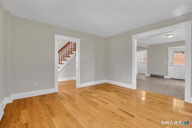 672 East Main Street, Middletown, CT 06457