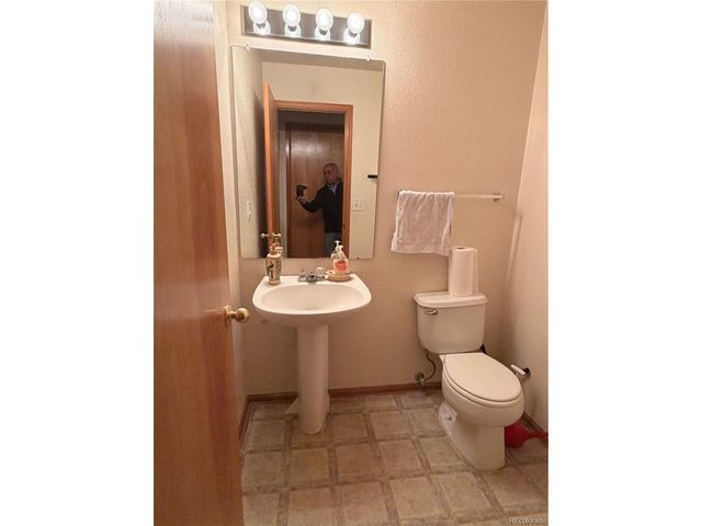 7924 S Kalispell Way, Englewood, CO 80112