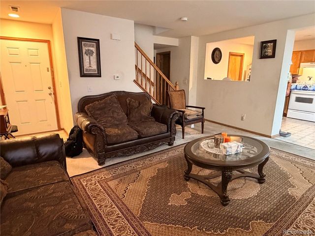 7924 S Kalispell Way, Englewood, CO 80112