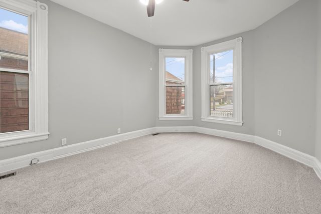 123 6th Avenue, Dayton, KY 41074