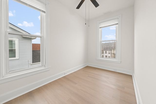 123 6th Avenue, Dayton, KY 41074