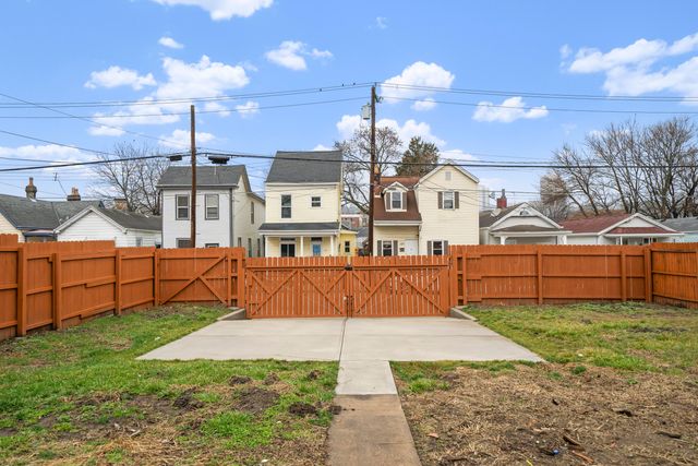 123 6th Avenue, Dayton, KY 41074