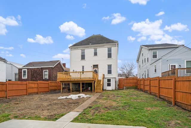 123 6th Avenue, Dayton, KY 41074