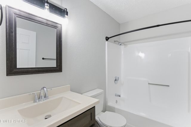 4007 Garden Drive, Knoxville, TN 37918