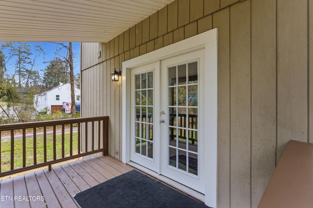 4007 Garden Drive, Knoxville, TN 37918