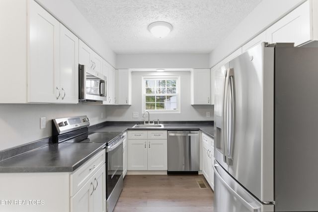 4007 Garden Drive, Knoxville, TN 37918