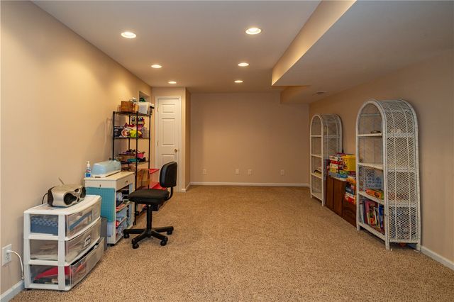 10765 Stone Ridge Way, Harrison, OH 45030