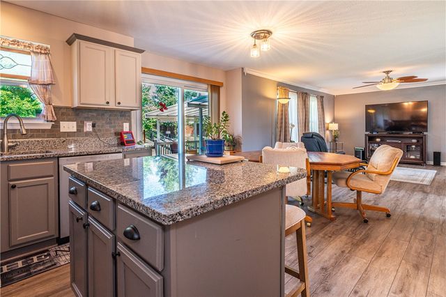 10765 Stone Ridge Way, Harrison, OH 45030
