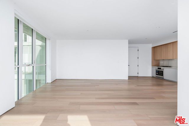 1136 N La Cienega Boulevard PH501, West Hollywood, CA 90069